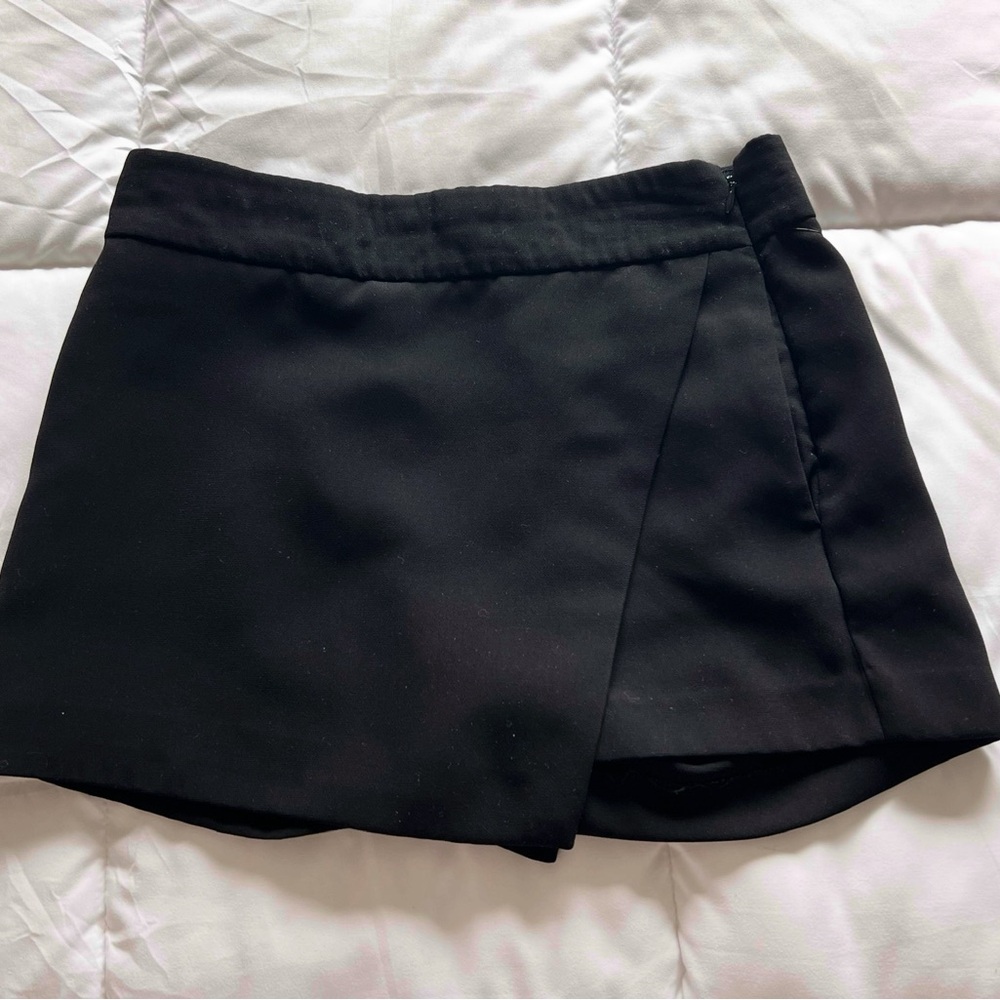 J.Crew Women's Black Skort